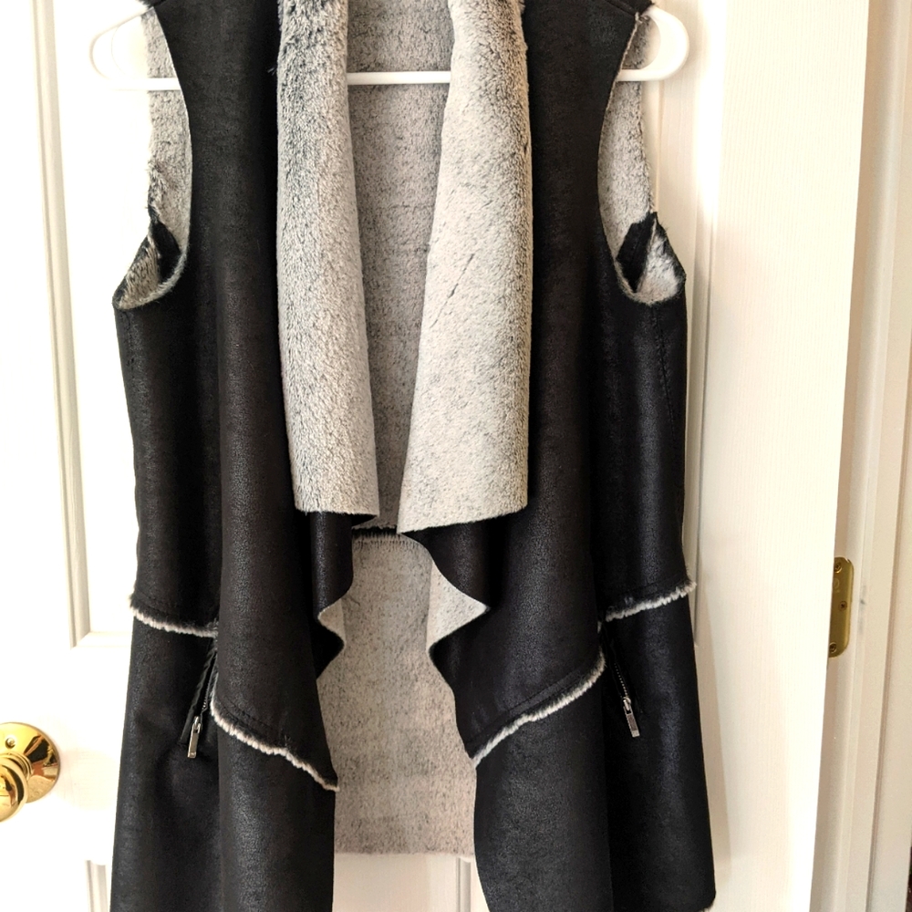 Jones New York Signature vest